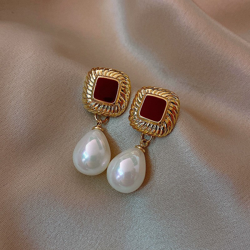 gold pearl beautiful Earring