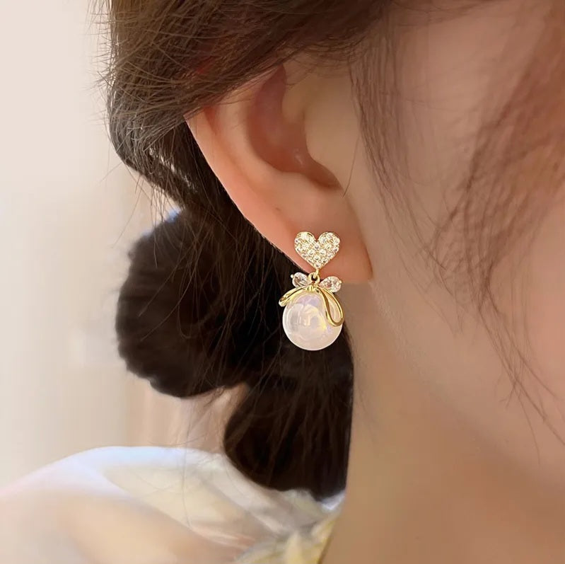 Korean Rhinestone Heart & Faux Pearl Decor Drop Earrings Gold