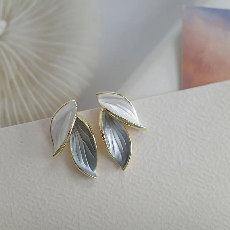 Korean Leaf Design Unique Beautiful Earring
