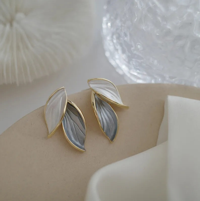 Korean Leaf Design Unique Beautiful Earring