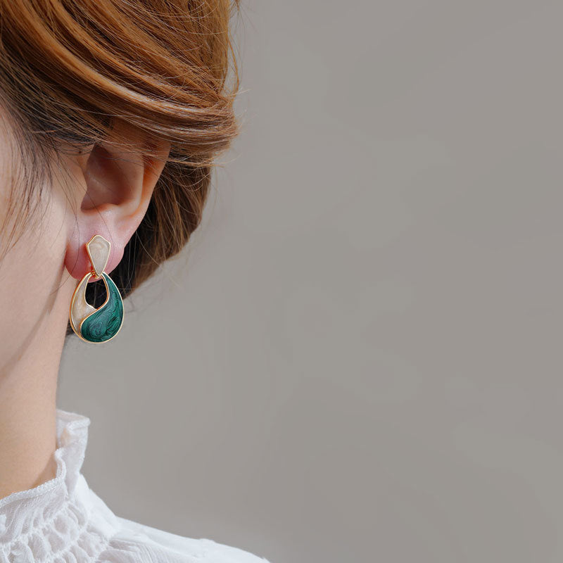 4015 Korean Unique Premium Beautiful Drop Earring