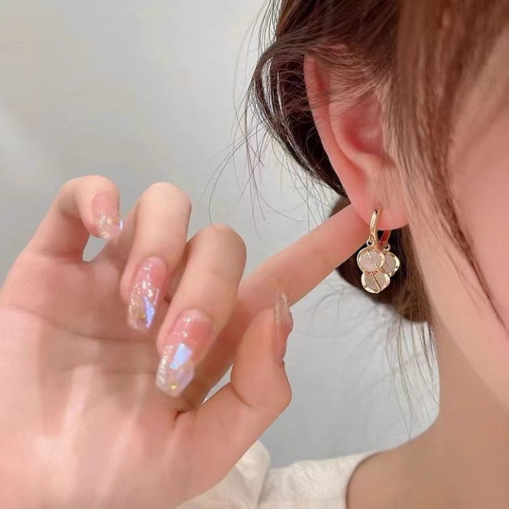 55621 Korean Luxurious Gold Stone Zirconia Drop Gold Earring