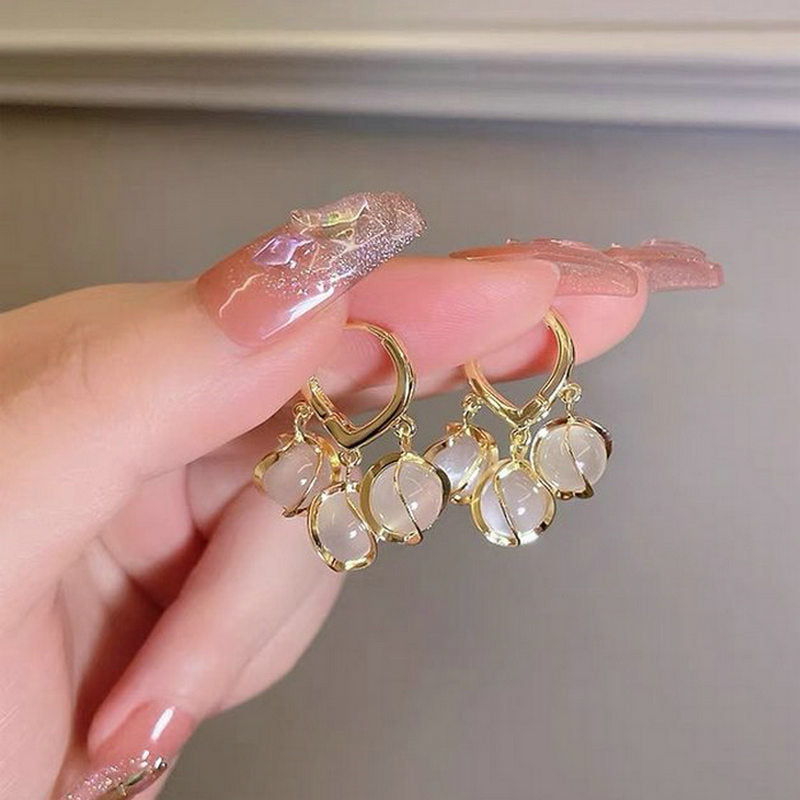 55621 Korean Luxurious Gold Stone Zirconia Drop Gold Earring