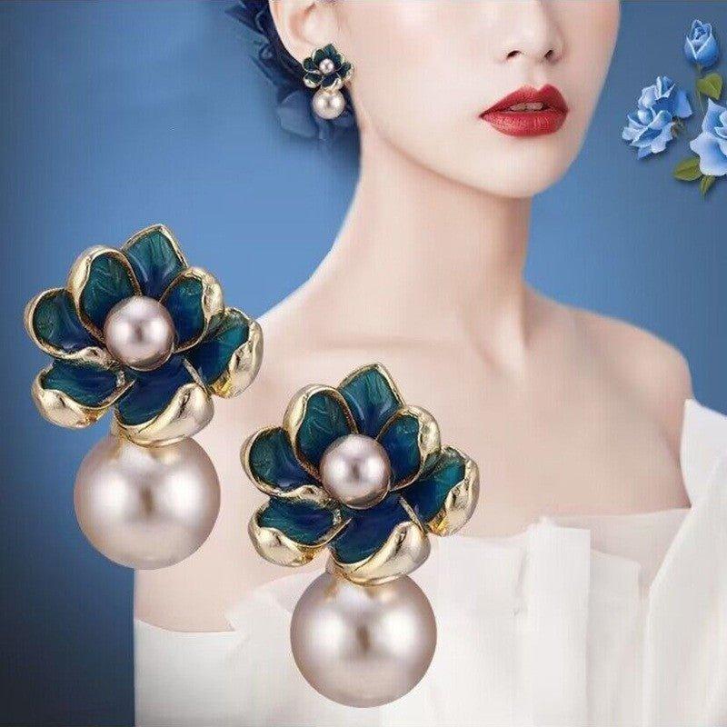 Korean Luxurious Crystal Flower Gold Earring - Shine