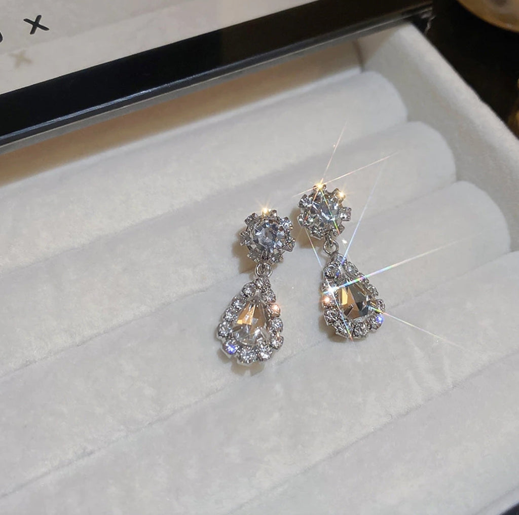 Korean Luxurious Drop Diamond stone Earring