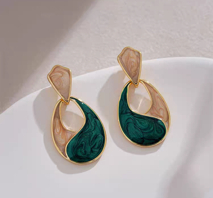 4015 Korean Unique Premium Beautiful Drop Earring